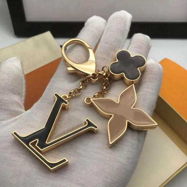 Elegant Charming FlWERower-Shaped Metal Key Chain Designer keychain Chic French Style Bag Charm Auto Accessory perfect Christmas gift for Her - Fashion Accessories - guangzhoubuy